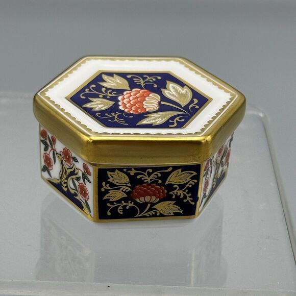 Vtg Royal Crown Derby English Bone China Hexagon Lidded Trinket Box A1298 Imari - Picture 13 of 13